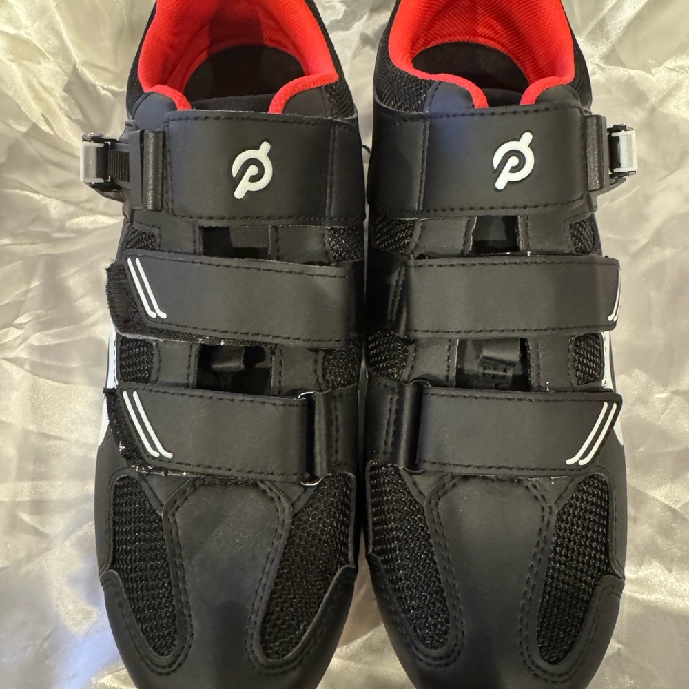 Peloton Black and Red Cycling Shoes Size 44